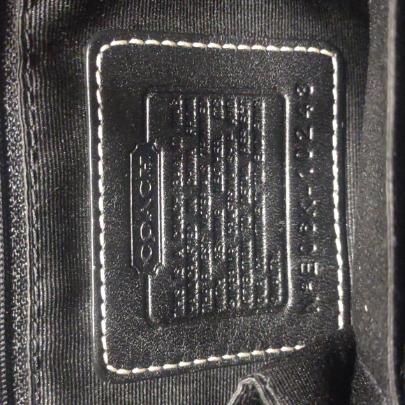 Coach - Picture 4 of 7